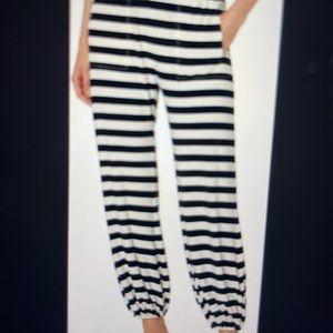 Norma kamali boyfriend puff jog pants